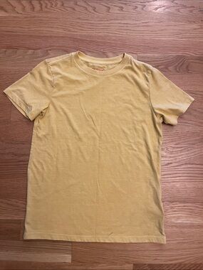 Cat & Jack Yellow Short Sleeve Crew T-Shirt